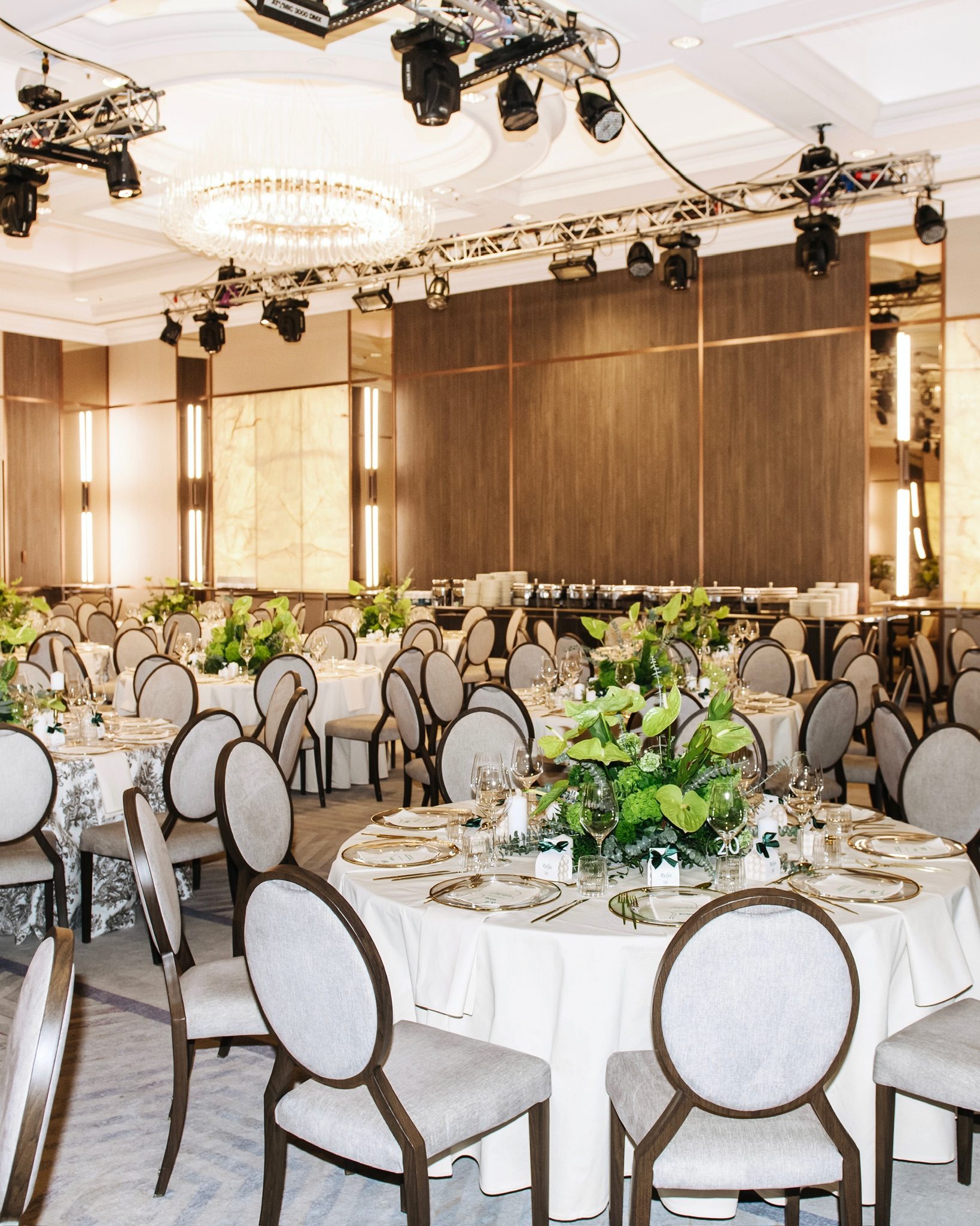 Relja 18, Hotel Hyatt Regency Belgrade — 1